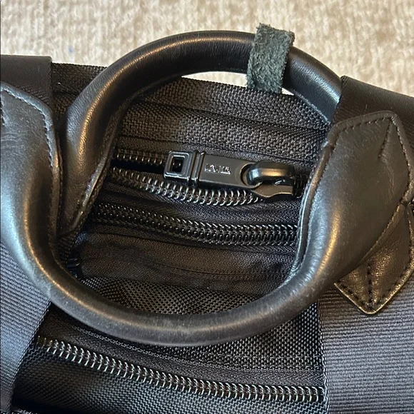 TUMI Alpha briefcase - Picture 16 of 16